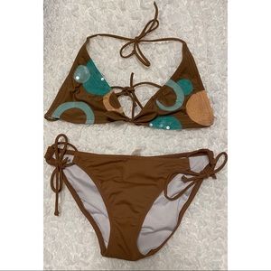 Lightly used Victoria’s Secret bikini